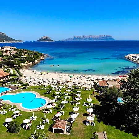 Hotel & Baia Caddinas