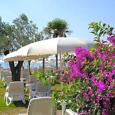 & Baia Caddinas Hotel 4*