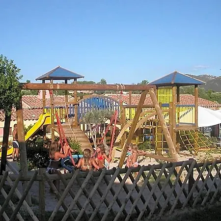 & Baia Caddinas 4*