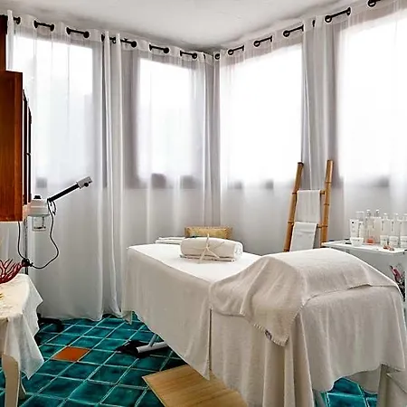& Baia Caddinas Hotel Golfo Aranci